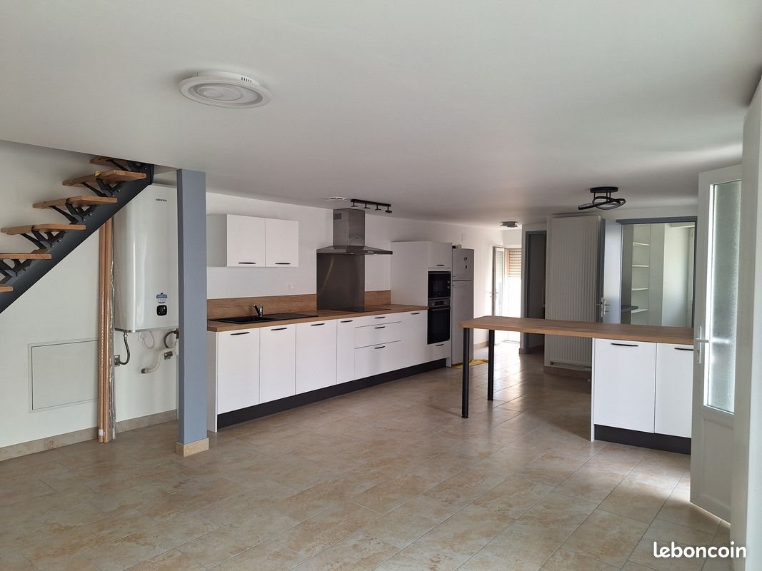 Maison à louer, 76m², Chantonnay