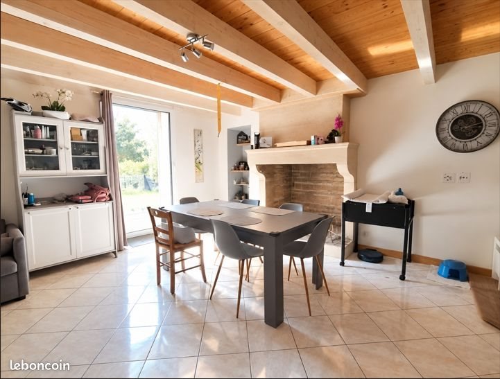 Maison à louer, 127m², Arçais