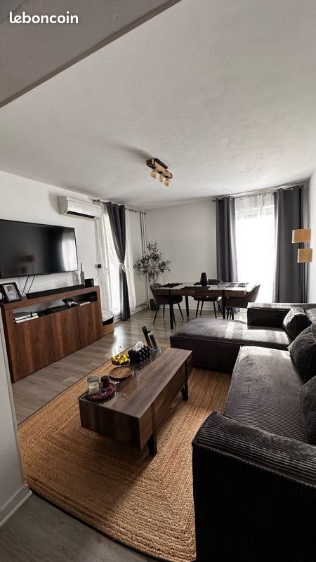 Appartement à louer, 70m², Nîmes