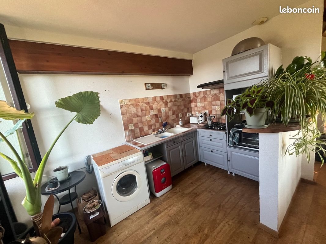 Appartement à louer, 68m², Villeneuve-de-Berg