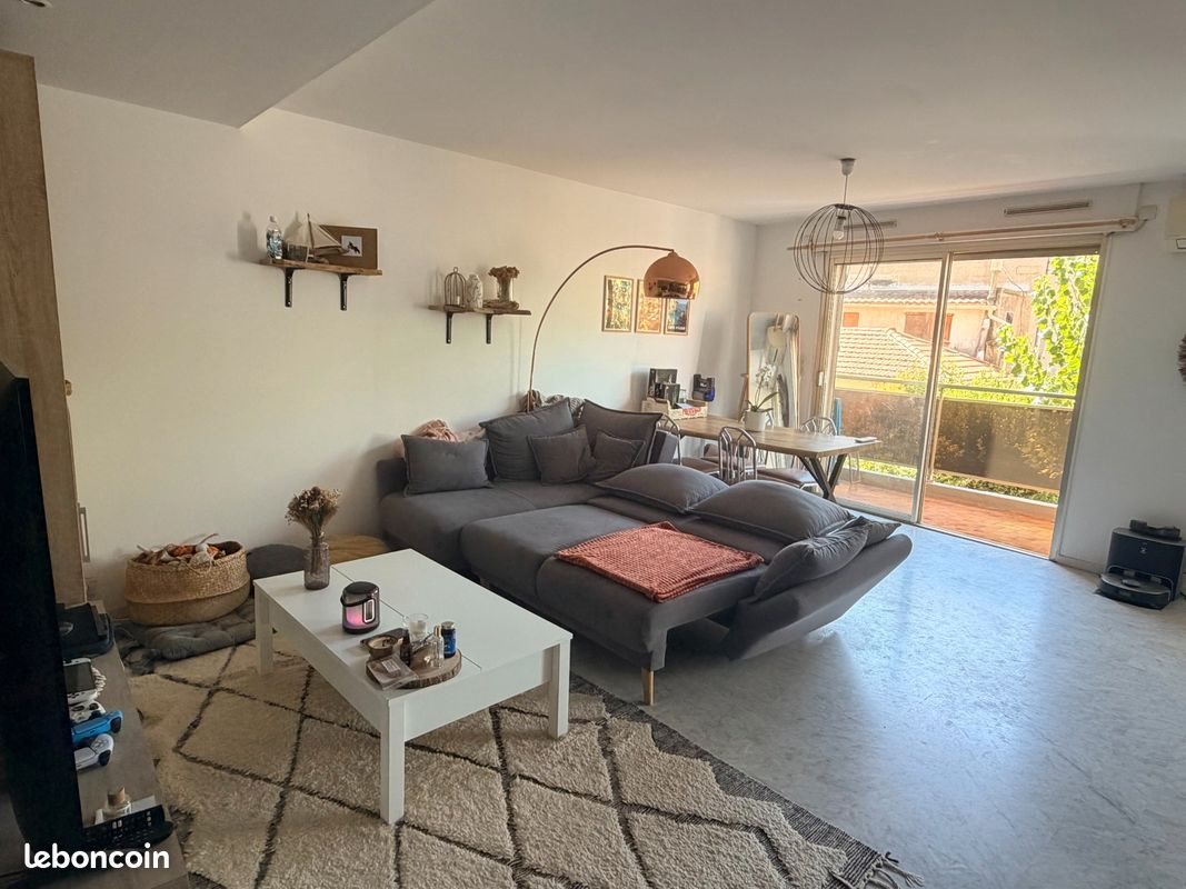 Appartement à louer, 71m², Saint-Raphaël