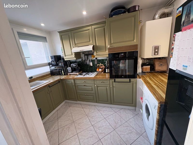 Appartement à louer, 53m², Bron