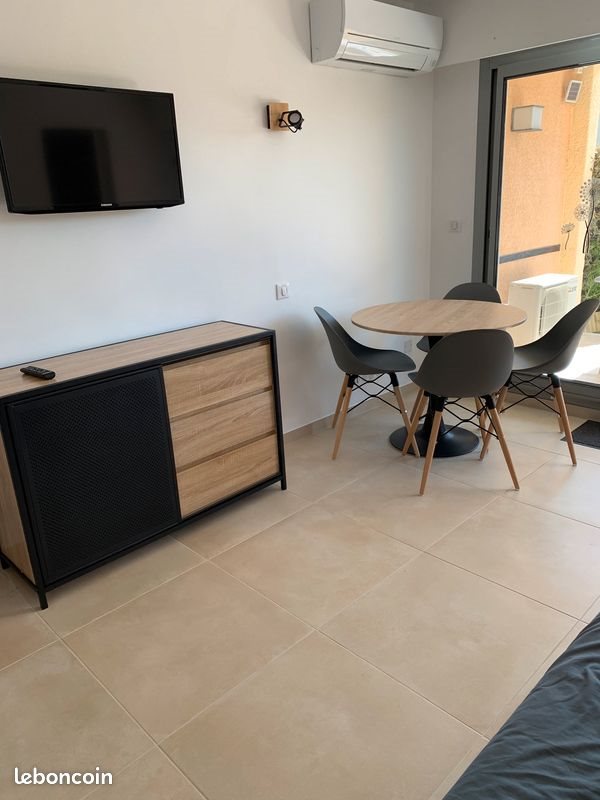 Appartement à louer, 25m², Roquebrune-sur-Argens