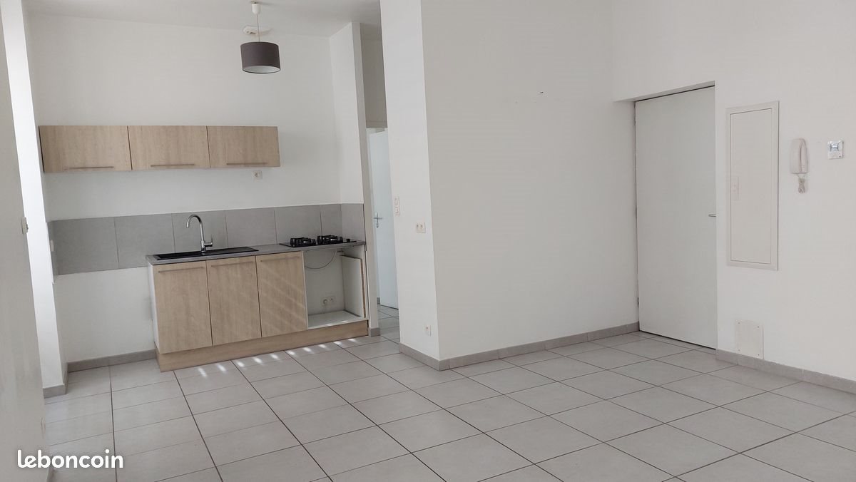 Appartement à louer, 43m², Saint-Chamond