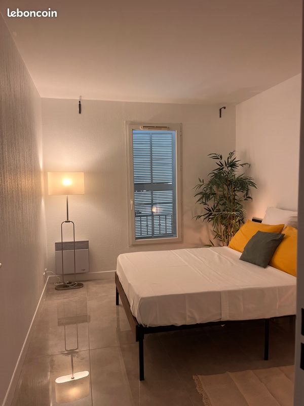 Appartement à louer, 85m², Biot