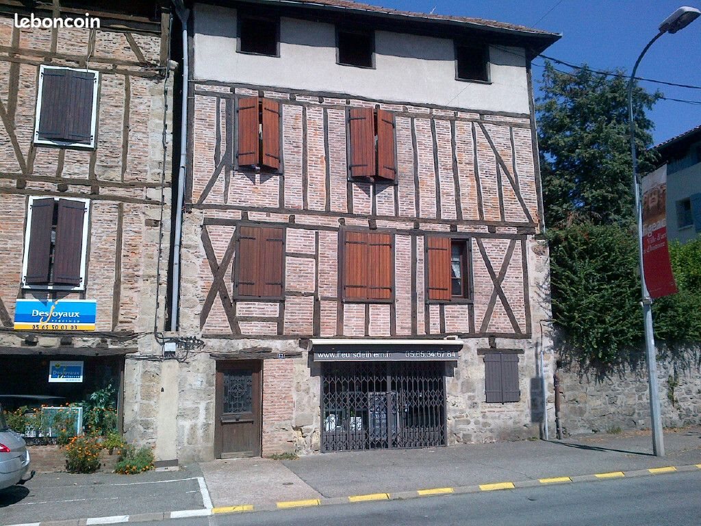 Appartement à louer, 25m², Figeac