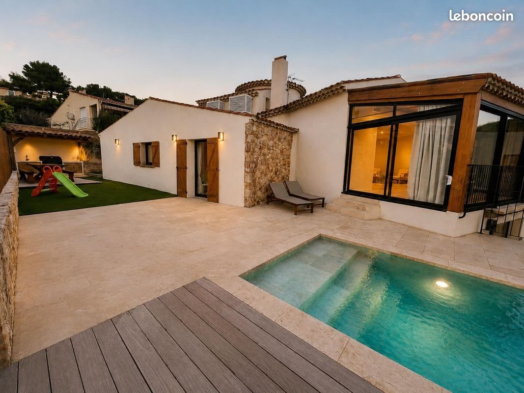Maison à louer, 200m², Bandol
