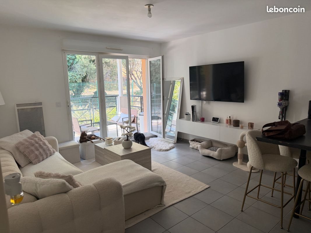 Appartement à louer, 40m², Le Rove