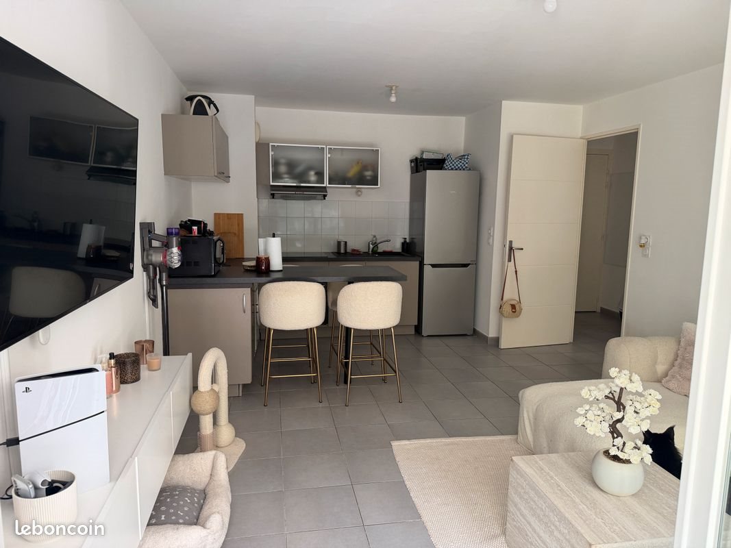Appartement à louer, 40m², Le Rove