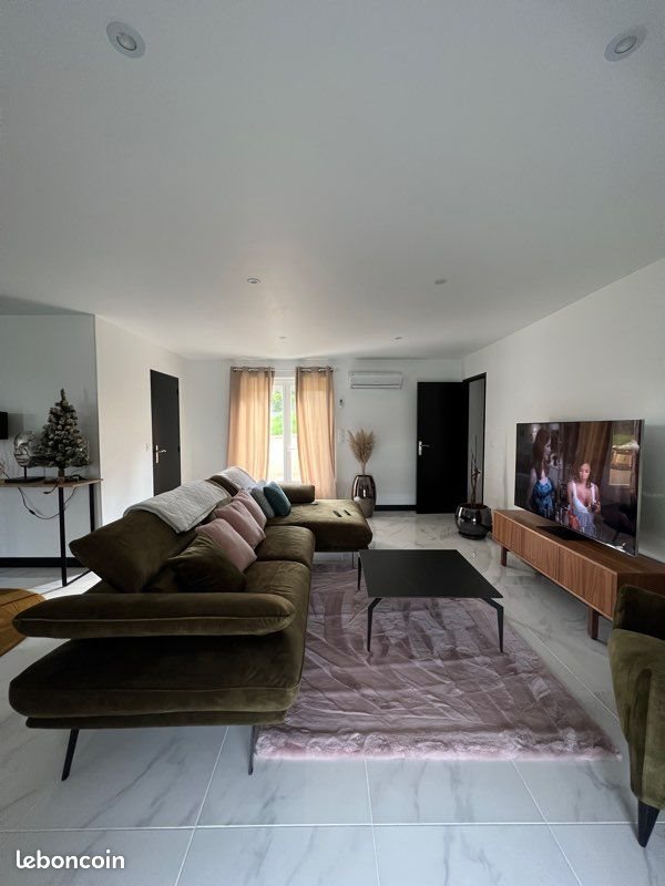 Maison à louer, 90m², Lamillarié