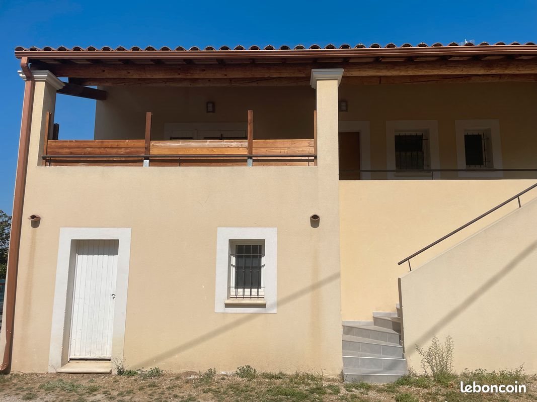 Appartement à louer, 80m², Lauris