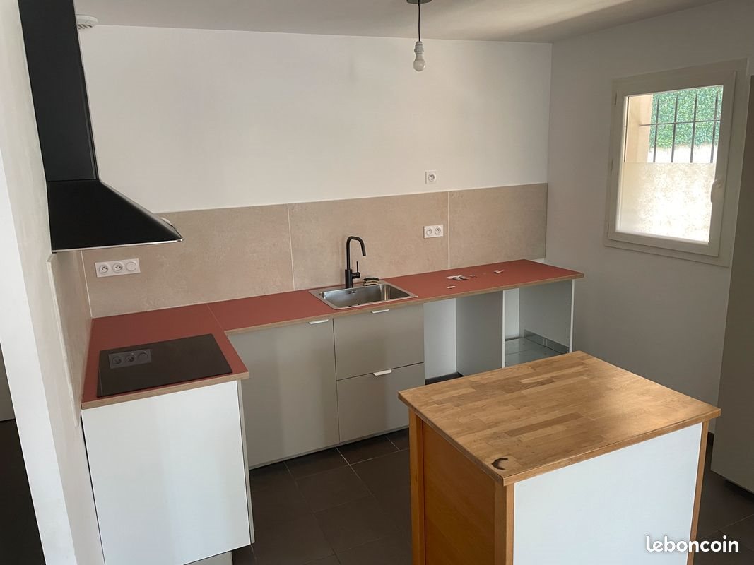 Appartement à louer, 80m², Lauris