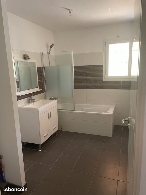 Appartement à louer, 80m², Lauris