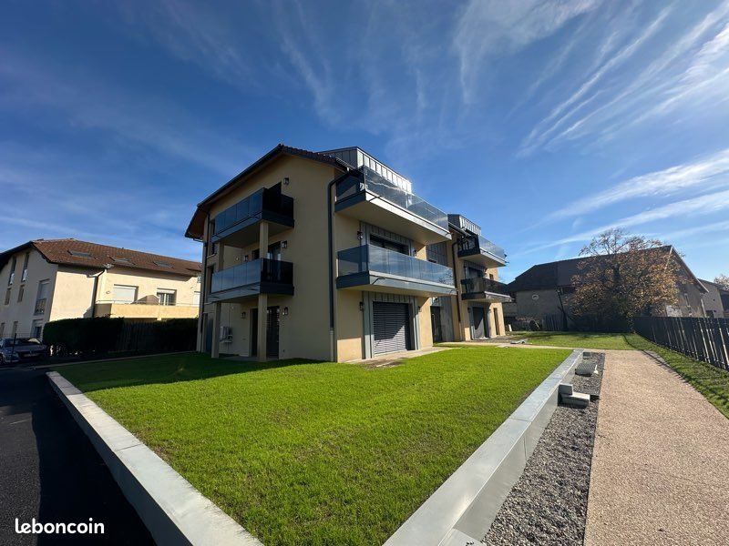 Appartement à louer, 83m², Ornex