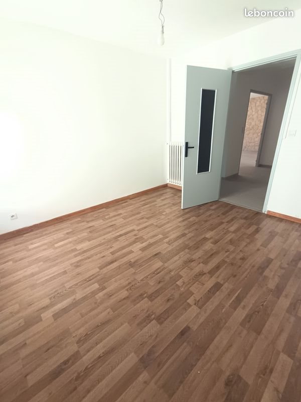 Appartement à louer, 106m², Orange