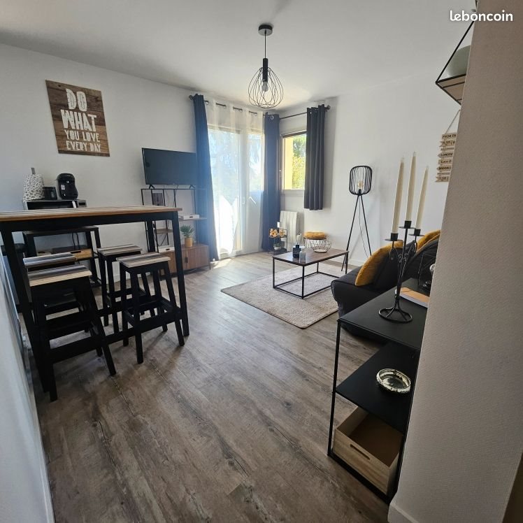 Appartement à louer, 25m², Niort