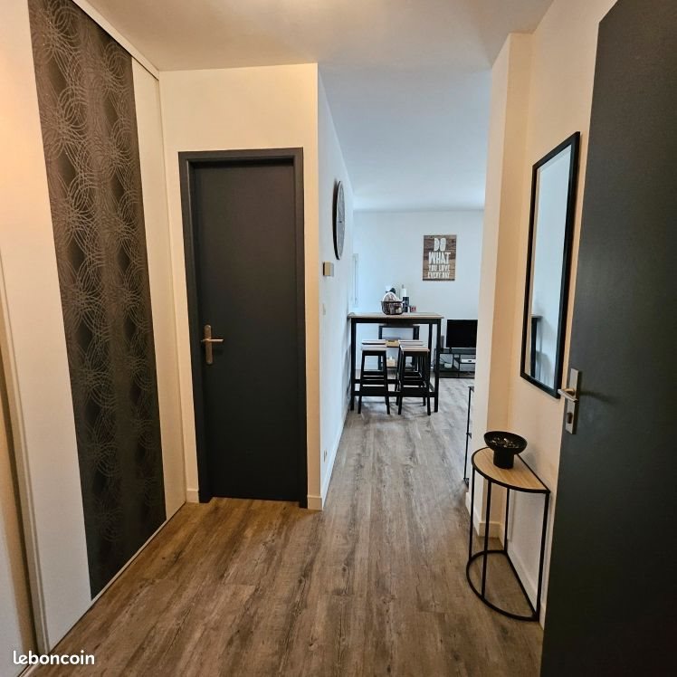 Appartement à louer, 25m², Niort