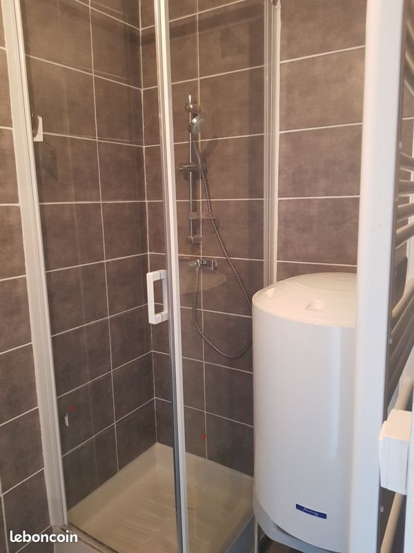 Appartement à louer, 54m², Aubignosc