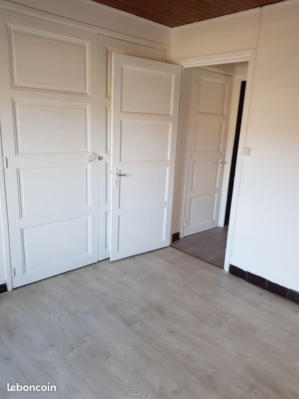 Appartement à louer, 54m², Aubignosc