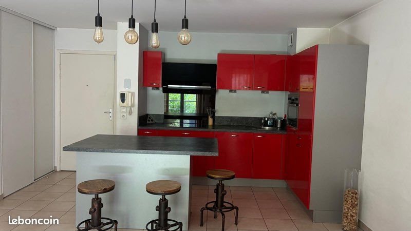 Appartement à louer, 45m², Saint-André-de-la-Roche