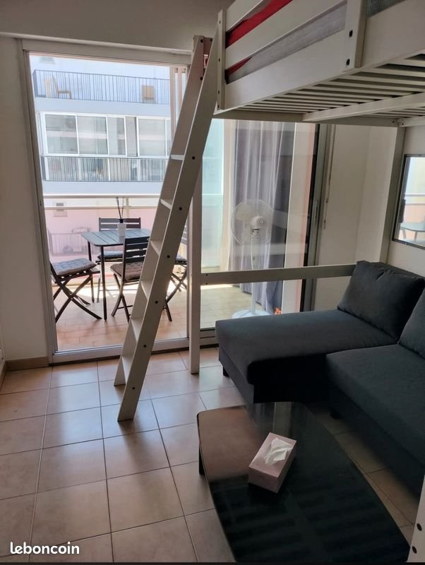 Appartement à louer, 25m², Antibes