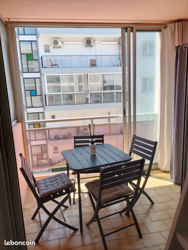 Appartement à louer, 25m², Antibes