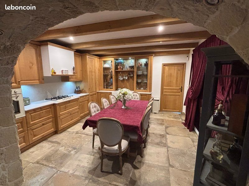 Maison à vendre, 198m², Linas