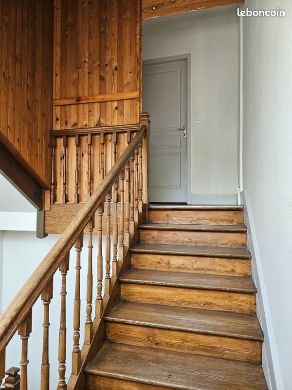 Appartement à louer, 64m², Montbozon
