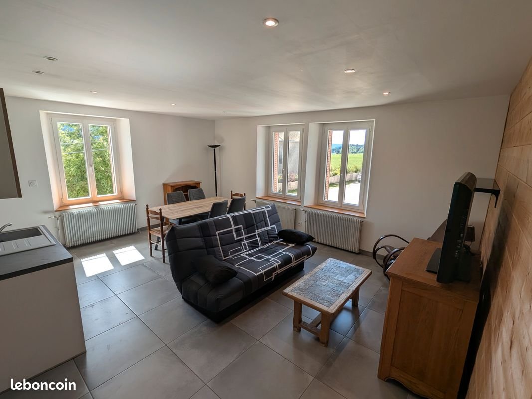 Appartement à louer, 71m², Saint-Point-Lac