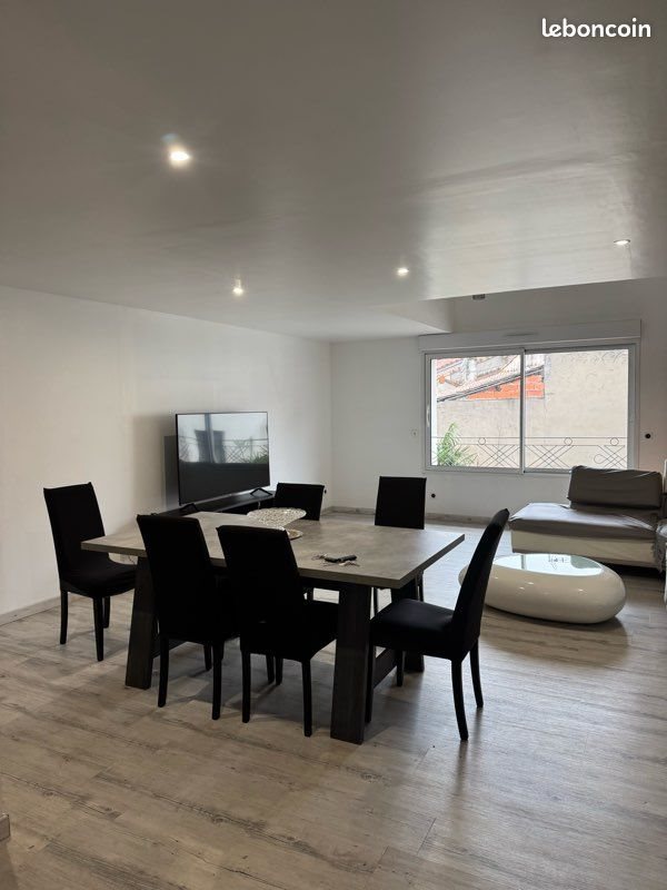 Appartement à louer, 135m², Agen