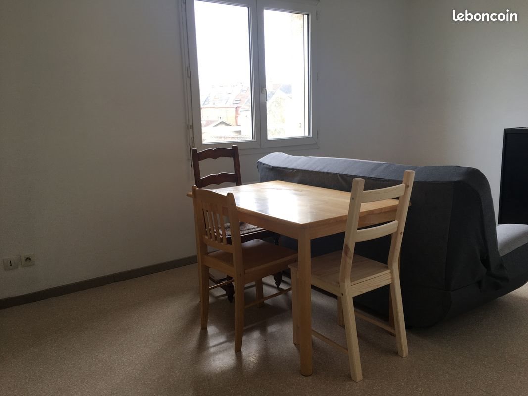 Appartement à louer, 22m², Tinqueux