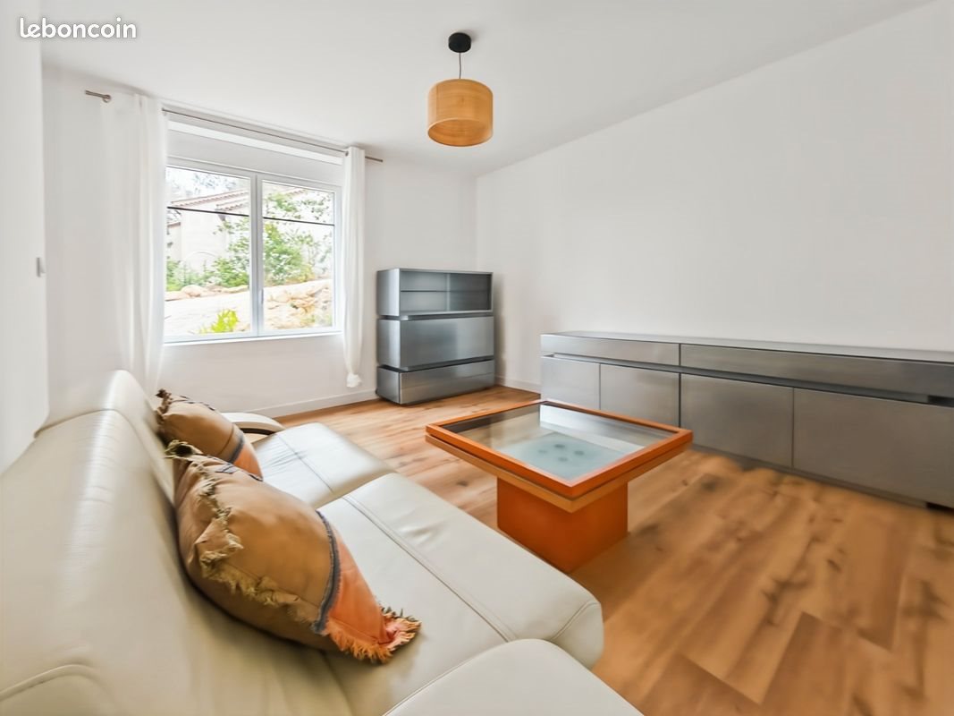 Maison à louer, 90m², Bandol
