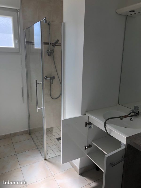Appartement à louer, 67m², Saint-Avé