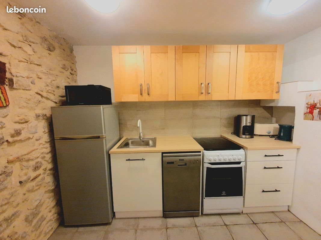 Maison à louer, 45m², Adissan