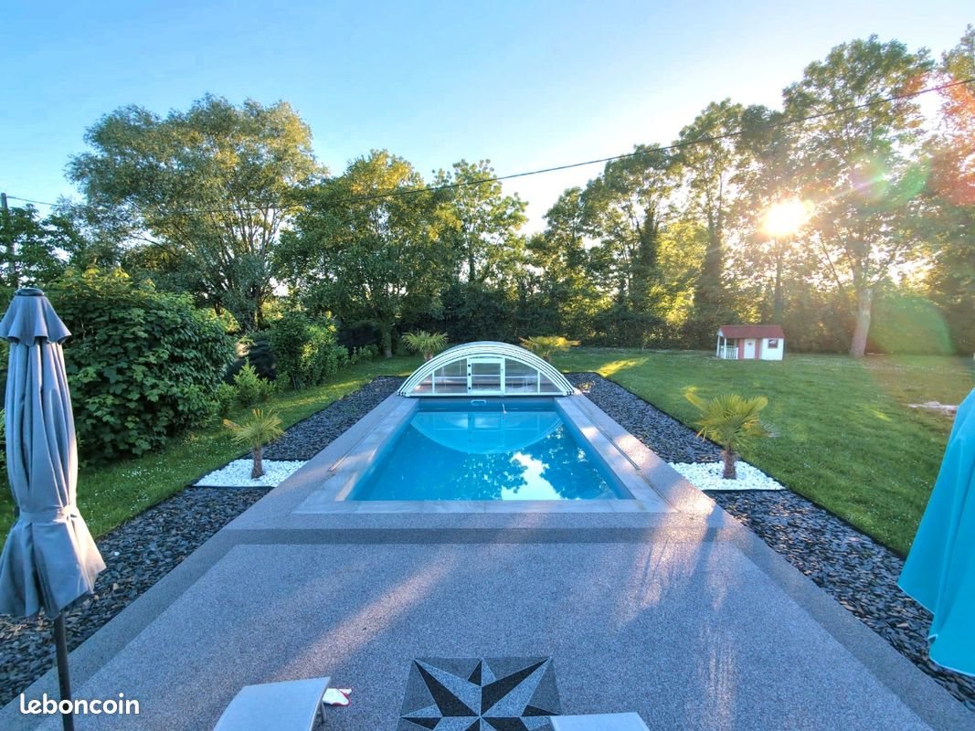 Maison à vendre, 220m², Etroussat
