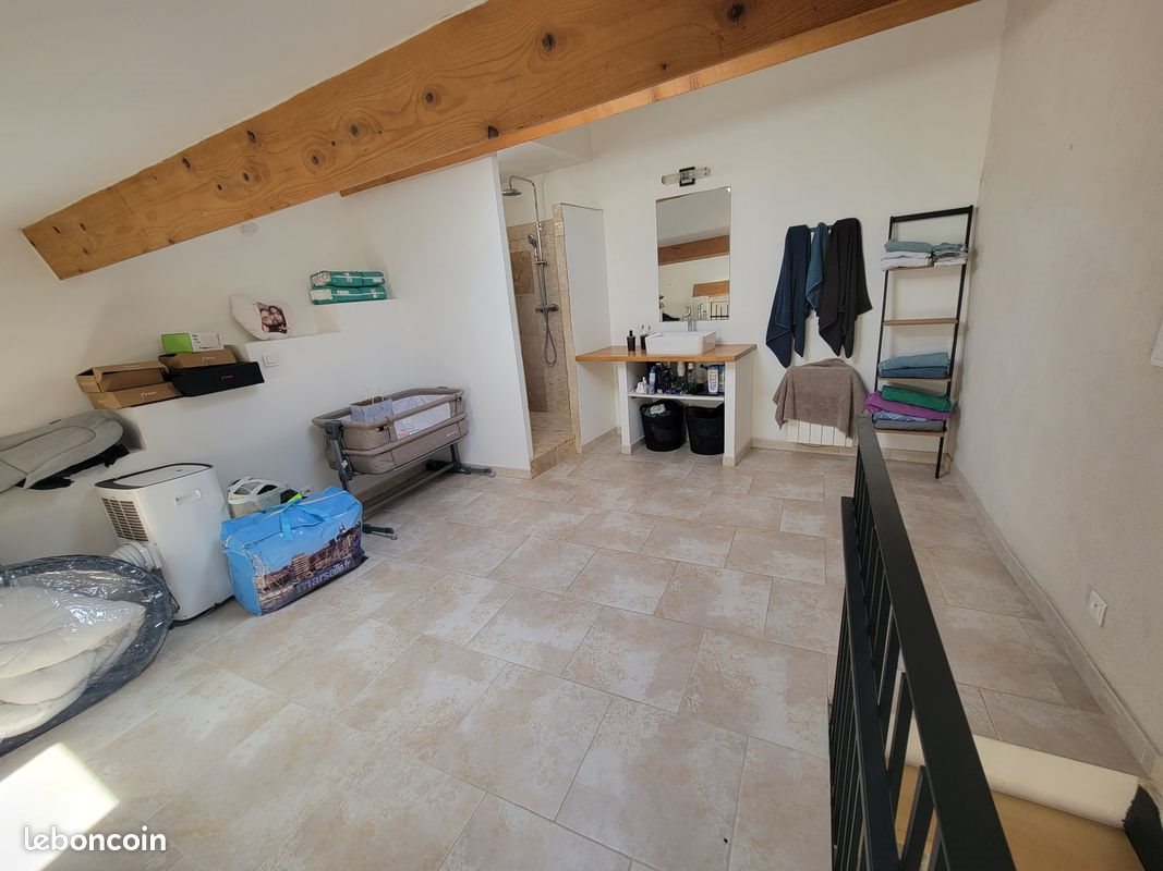 Maison à louer, 65m², Mallemort