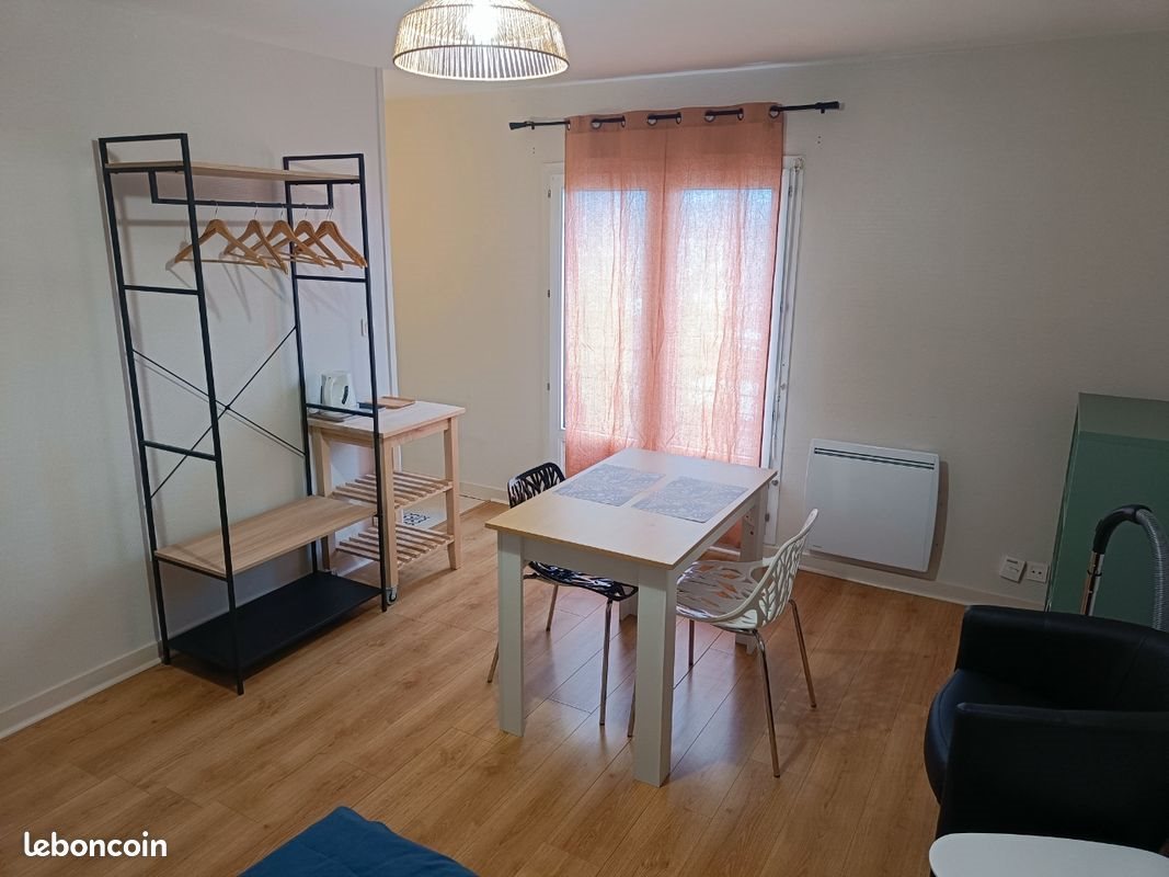 Appartement à louer, 25m², Poitiers