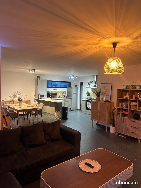 Maison à louer, 115m², Saint-Avé
