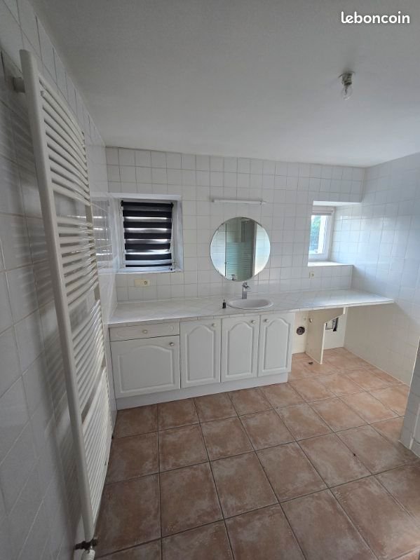 Appartement à louer, 140m², Larians-et-Munans