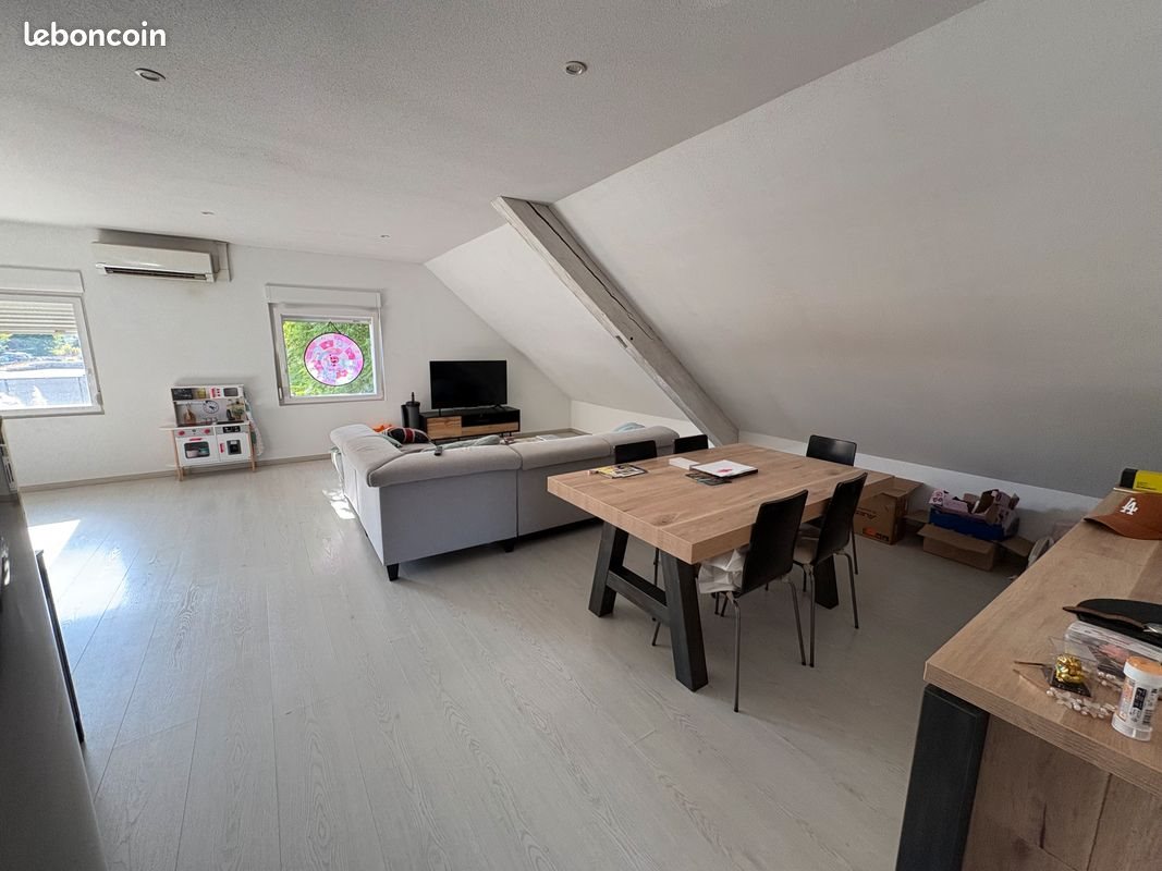 Appartement à louer, 75m², Arcey