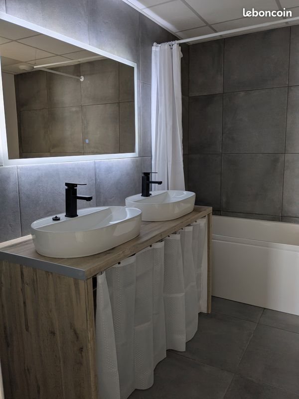 Appartement à louer, 60m², Saint-Estève