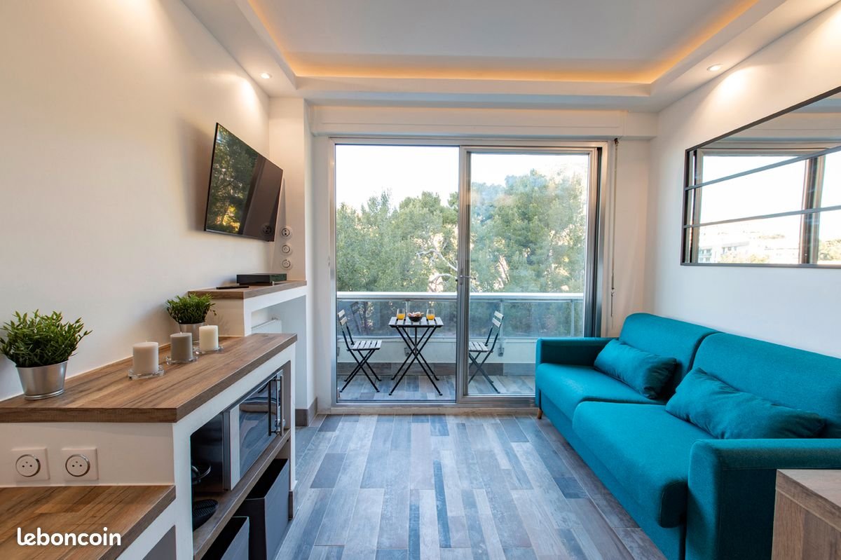 Appartement à louer, 25m², Marseille 8ème