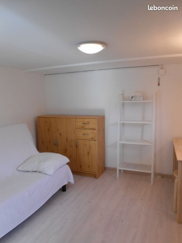 Appartement à louer, 27m², Saint-Rémy-lès-Chevreuse