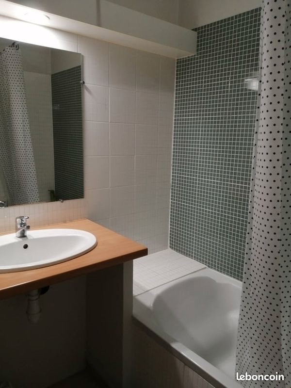 Appartement à louer, 57m², Courthézon
