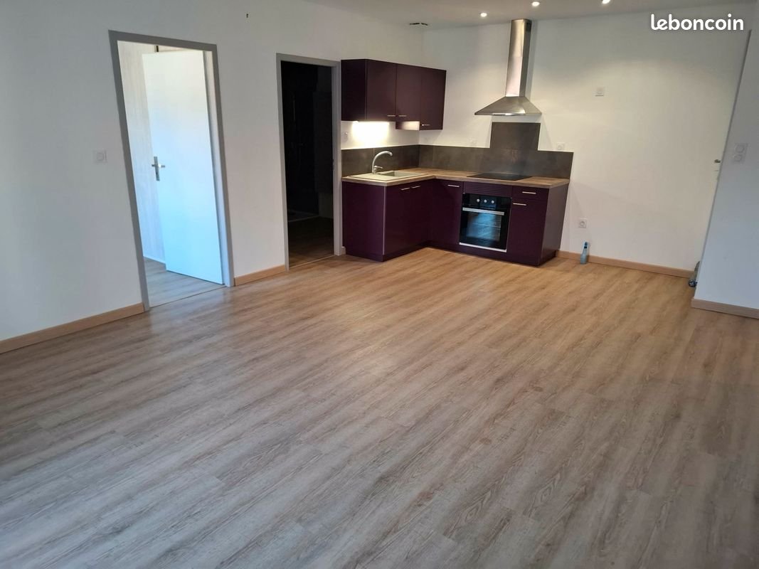 Appartement à louer, 58m², Réquista