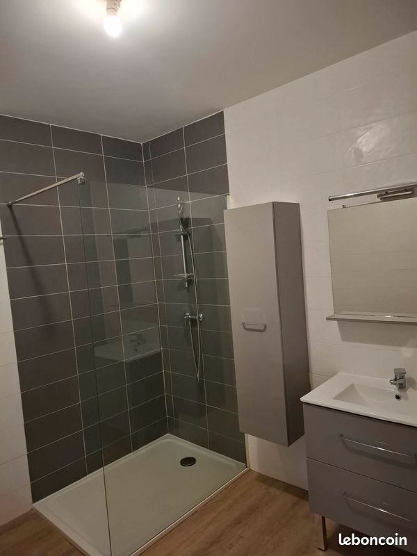Appartement à louer, 58m², Réquista