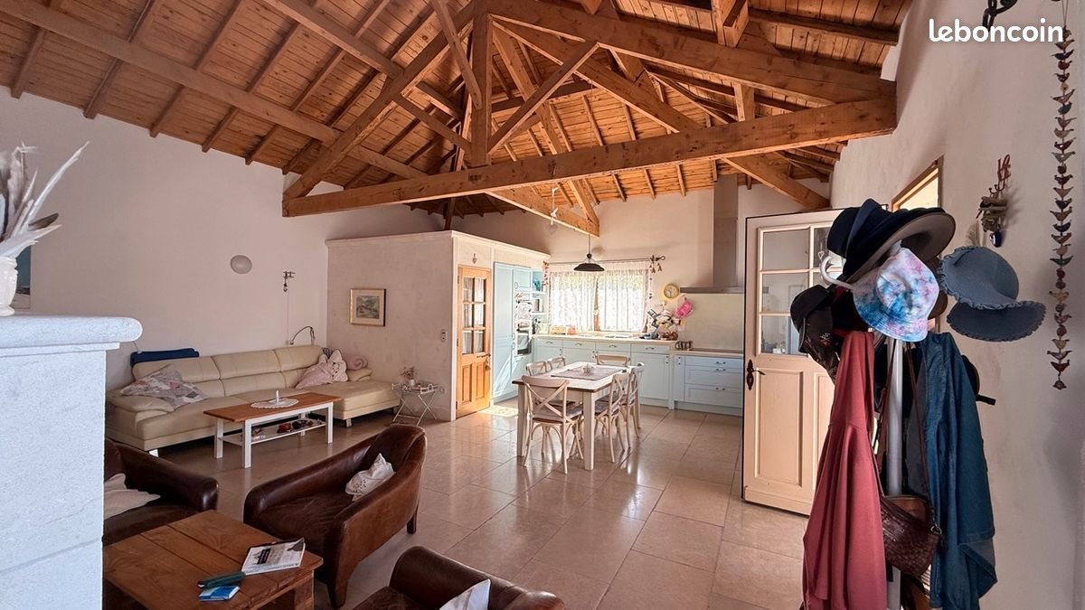 Maison à vendre, 130m², Saintes-Maries-de-la-Mer