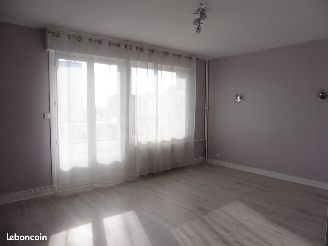 Appartement à louer, 56m², Charleville-Mézières