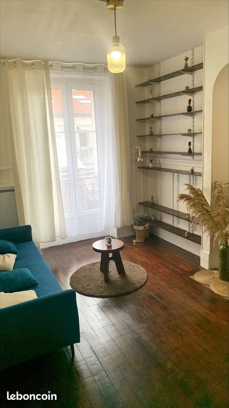 Appartement à louer, 21m², Paris 18ème