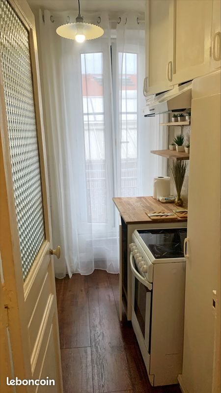 Appartement à louer, 21m², Paris 18ème